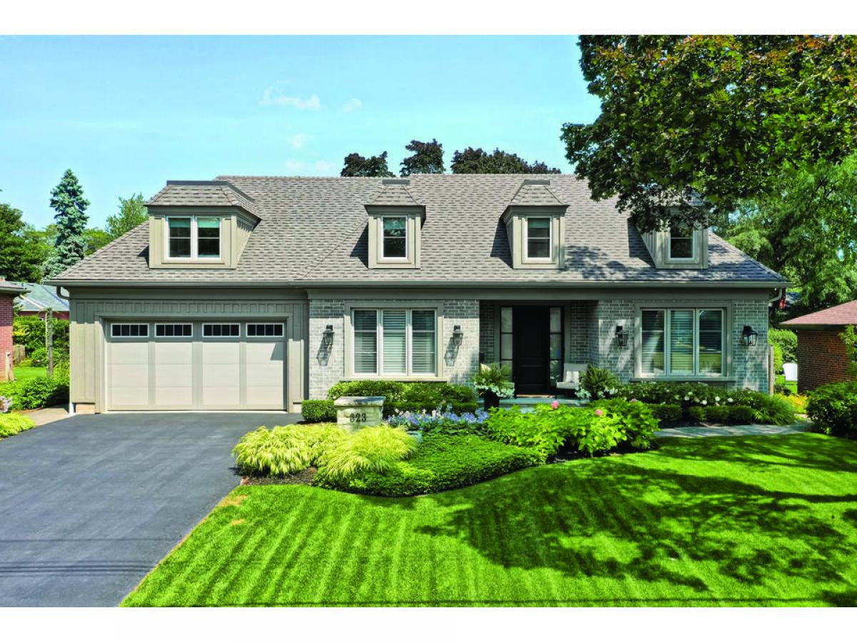 4 bedrooms House in Burlington, Canada No. 966