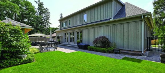 4 bedrooms House in Burlington, Canada No. 966 4