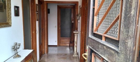 5 bedrooms Villa in Toscolano Maderno, Italy No. 332167 8