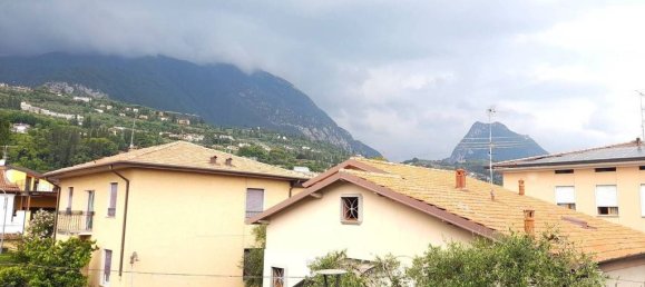 5 bedrooms Villa in Toscolano Maderno, Italy No. 332167 23