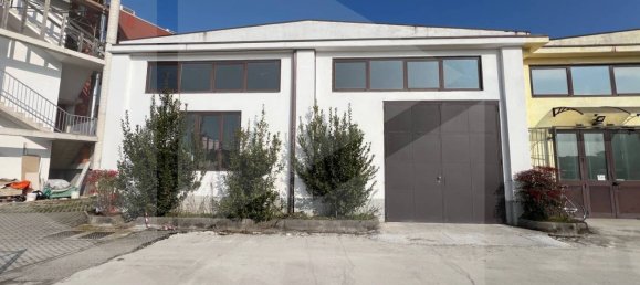 1 room Warehouse in Brugherio, Italy No. 28960 2