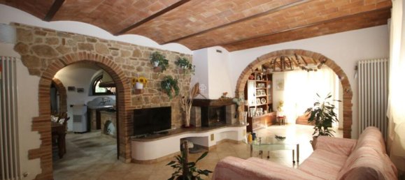 Villa T3 em Volterra, Italy N.º 370946 6