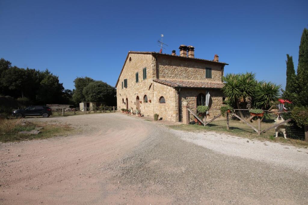 Villa T3 em Volterra, Italy N.º 370946