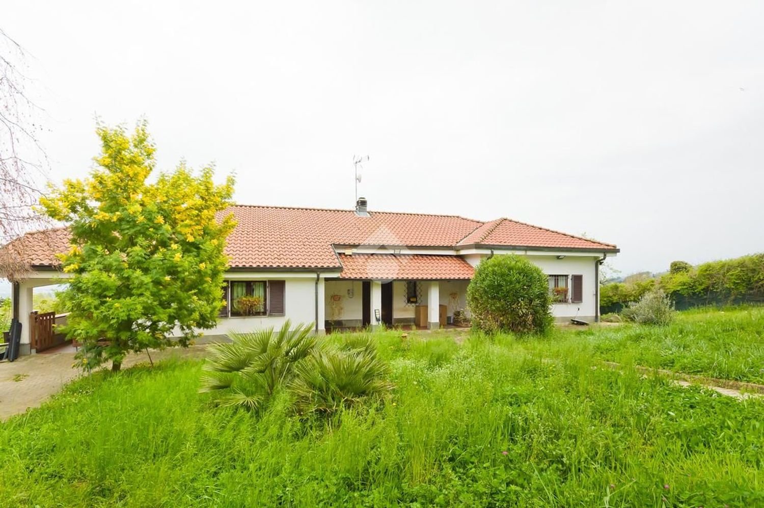 9 rooms Villa in Moncalieri, Italy No. 208408
