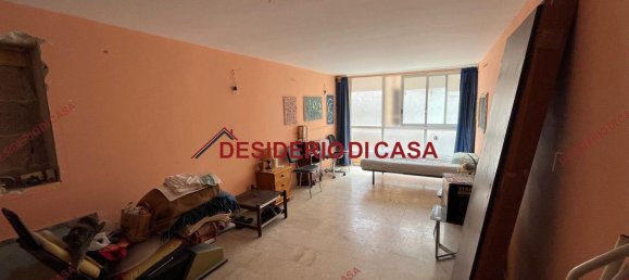 4-Zimmer Wohnung in Palermo, Italy, Nr. 262457 2