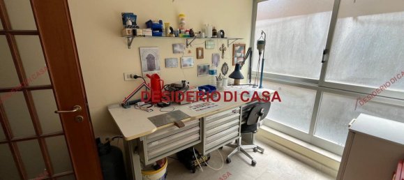 4-Zimmer Wohnung in Palermo, Italy, Nr. 262457 11