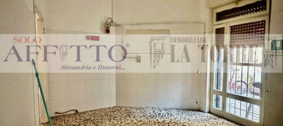 60m² Commercial property in Alessandria, Italy No. 58663 8