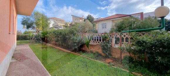 3-salle Appartement à Montesilvano, Italy No. 28371 20