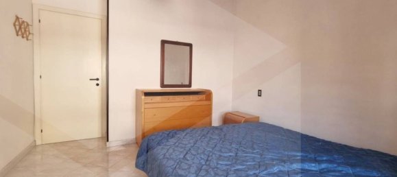 3-salle Appartement à Montesilvano, Italy No. 28371 15