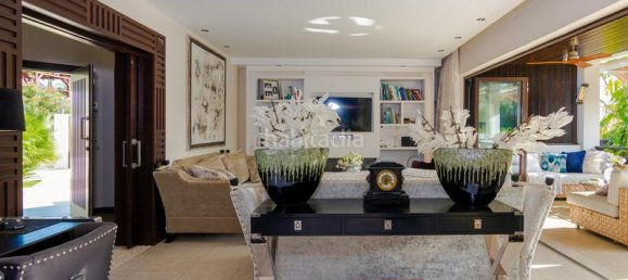 4 Schlafzimmer Villa in Marbella, Spain, Nr. 121243 18