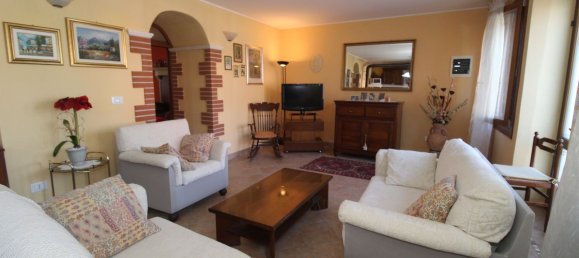 6 bedrooms House in Brogliano, Italy No. 352561 5