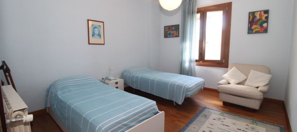 6 bedrooms House in Brogliano, Italy No. 352561 15