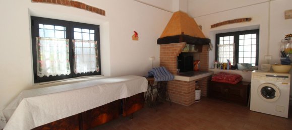 6 bedrooms House in Brogliano, Italy No. 352561 19