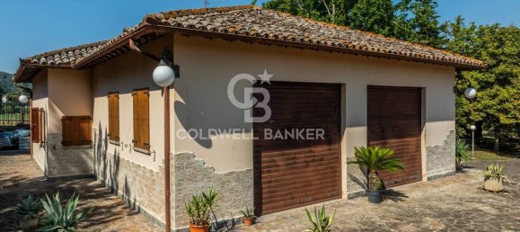 6 bedrooms House in Todi, Italy No. 332819 37