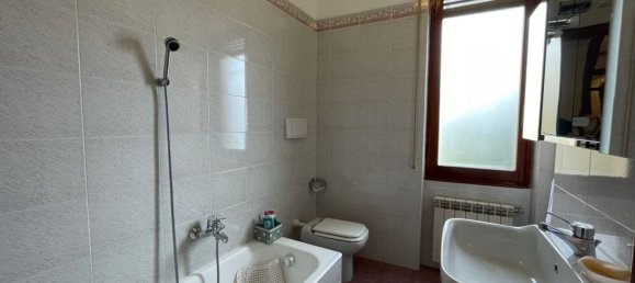 Квартира с 4 комнатами в Алассио, Италия № 143155 16