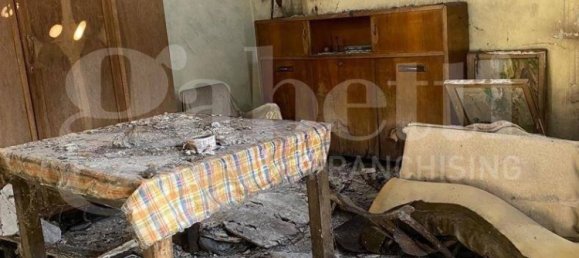 4 rooms Apartment in Isola del Liri, Italy No. 140967 15