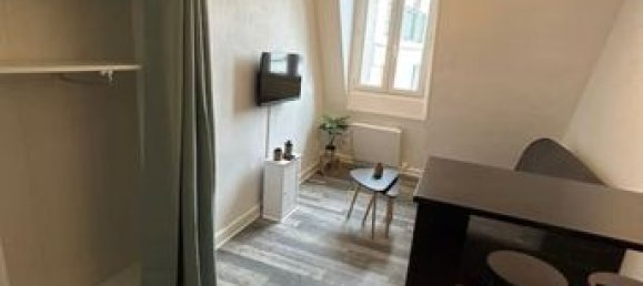 1 bedroom Apartment in Paris, France No. 315243 4