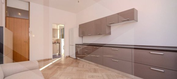 3غرفة شقة في Casalecchio di Reno, Italy رقم 19070 34