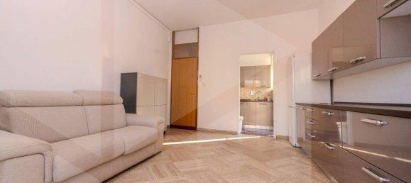 3غرفة شقة في Casalecchio di Reno, Italy رقم 19070 36