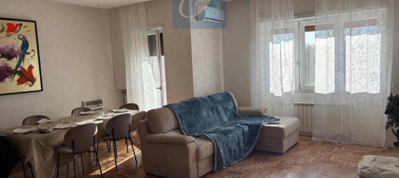 4 rooms Apartment in Rome, Italy No. 29671 3