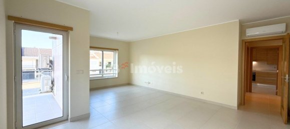 3 bedrooms Apartment in Entroncamento, Portugal No. 238407 12