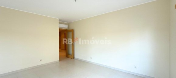 3 bedrooms Apartment in Entroncamento, Portugal No. 238407 14