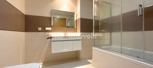 3 bedrooms Apartment in Entroncamento, Portugal No. 238407 19