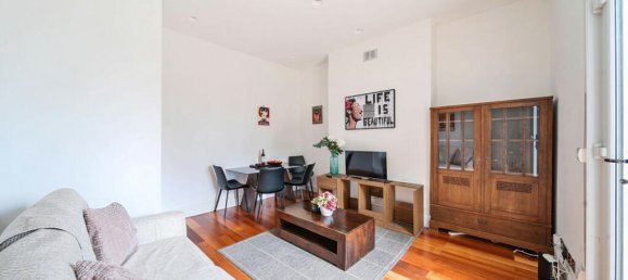 2 bedrooms Apartment in London, United Kingdom No. 11119 3