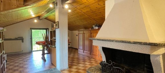 5 rooms Villa in Montano Lucino, Italy No. 79979 25