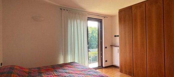 5 rooms Villa in Montano Lucino, Italy No. 79979 15