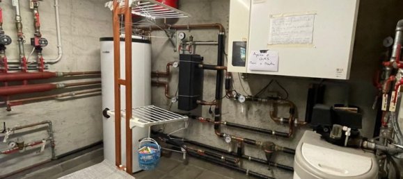 5 rooms Villa in Montano Lucino, Italy No. 79979 28