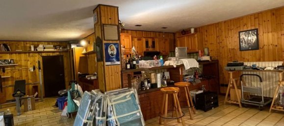 5 rooms Villa in Montano Lucino, Italy No. 79979 26