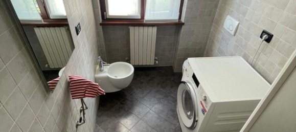 5 rooms Villa in Montano Lucino, Italy No. 79979 14