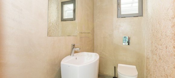 Villa de 5 dormitorios en Quarteira, Portugal No. 130787 9