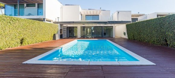 Villa de 5 dormitorios en Quarteira, Portugal No. 130787 16