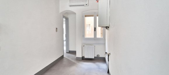 3 rooms Apartment in Florence, Italy No. 205524 32