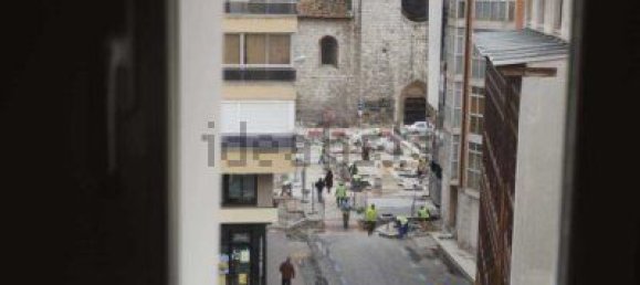 Ático de 3 dormitorios en Burgos, Spain No. 88038 11