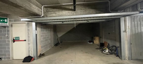 16m² Garage in Cuneo, Italy No. 176692 5