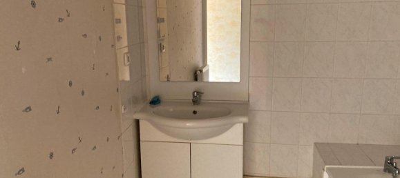1 bedroom Apartment in Creutzwald, France No. 70568 2