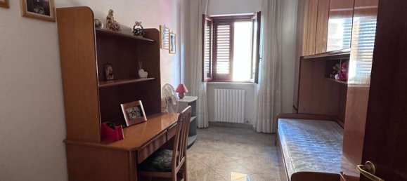 Apartamento de 4 dormitorios en Gallipoli, Italy No. 381750 17
