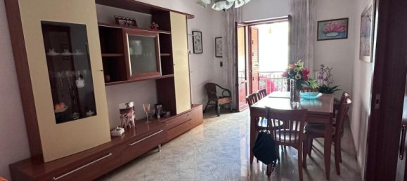 Apartamento de 4 dormitorios en Gallipoli, Italy No. 381750 5