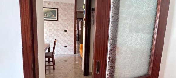 Apartamento de 4 dormitorios en Gallipoli, Italy No. 381750 10