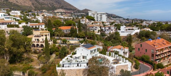 3 Schlafzimmer Villa in Fuengirola, Spain, Nr. 45513 5