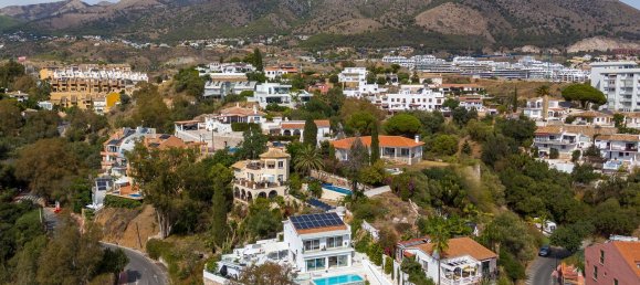 3 Schlafzimmer Villa in Fuengirola, Spain, Nr. 45513 6