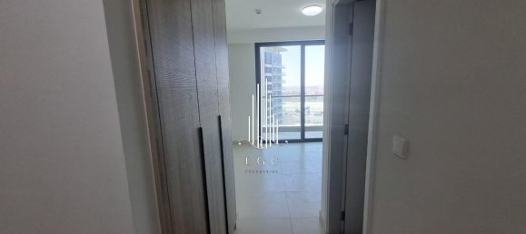 3 bedrooms Apartment in Al Raha Beach, UAE No. 25086 6