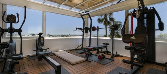 4 Schlafzimmer Villa in Malaga, Spain, Nr. 42408 6