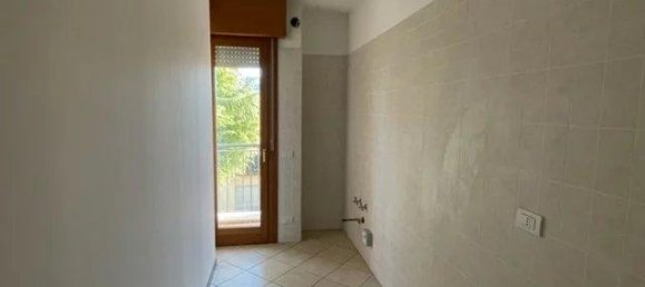 5 rooms Apartment in Conegliano, Italy No. 105709 4