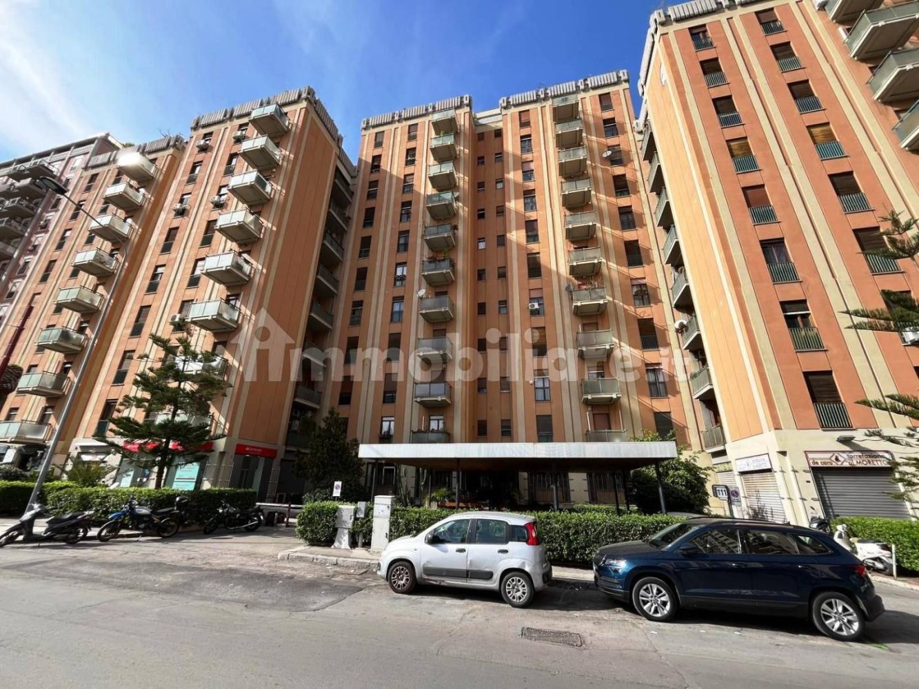 3 rooms Office in Palermo, Italy No. 306233