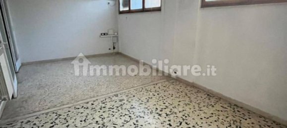 3 rooms Office in Palermo, Italy No. 306233 3