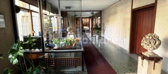 3 rooms Office in Palermo, Italy No. 306233 12